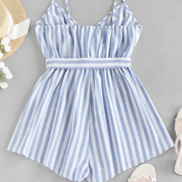 2/$10 NWOT Zaful Blue and White Striped Romper Size S - Picture 2 of 6
